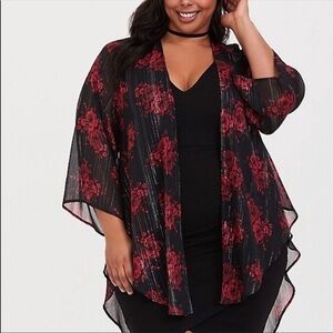 Torrid floral metallic shirttail kimono
